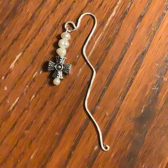 Handmade Other - Handmade wire bookmark freshwater pearls and cross hammered metal bookmark